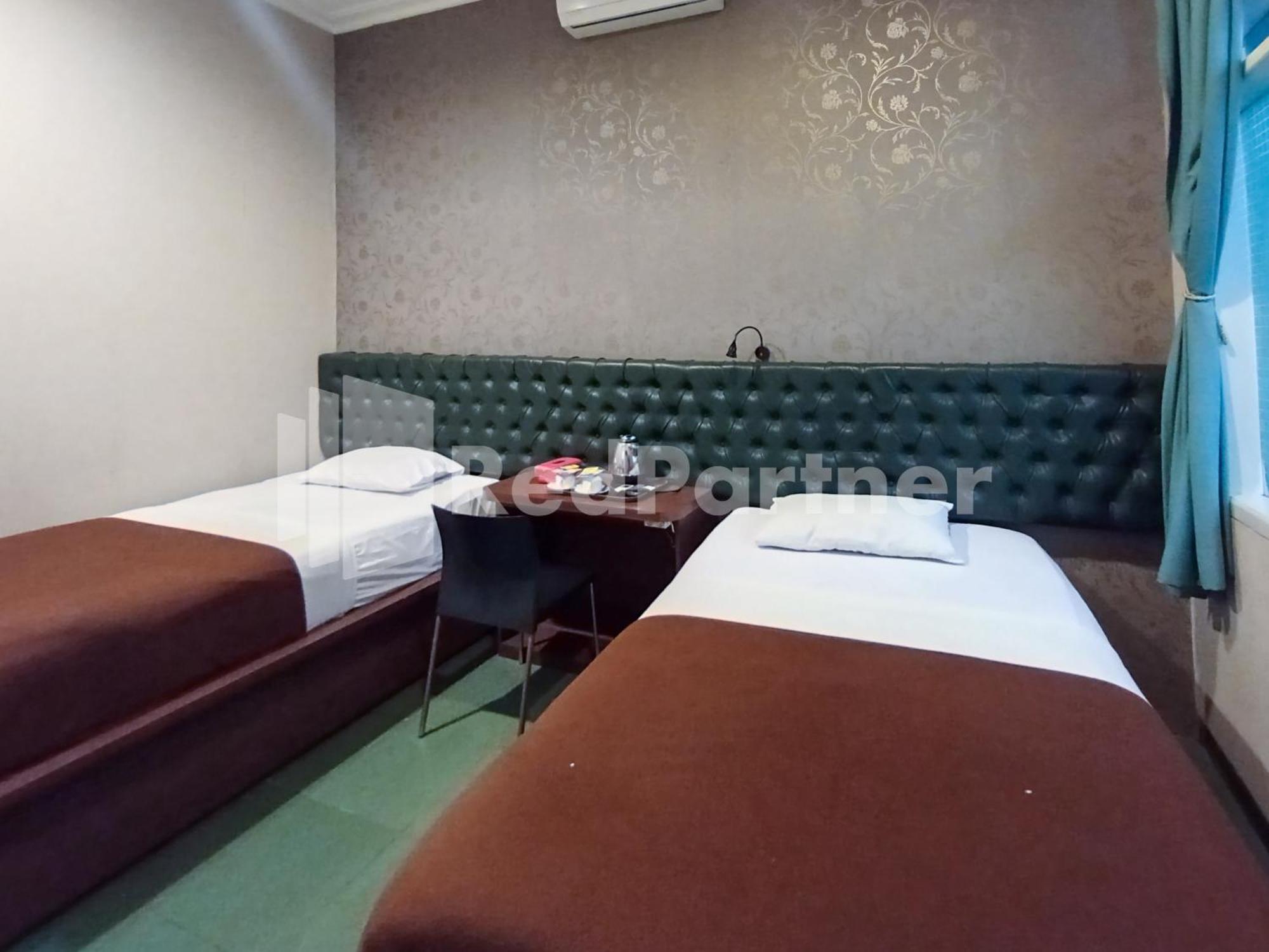 Nillo Hotel Kebumen Mitra Reddoorz ภายนอก รูปภาพ