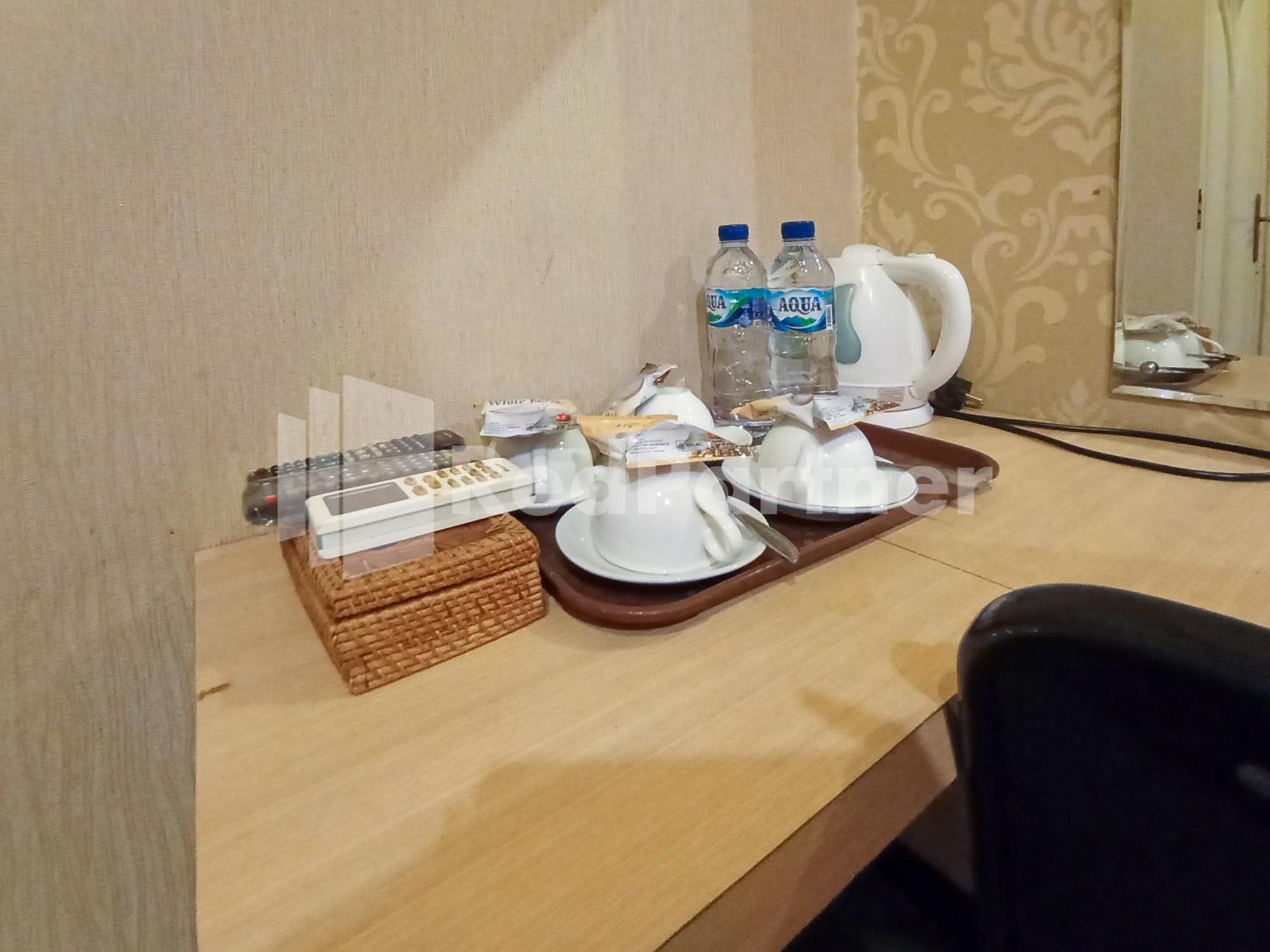 Nillo Hotel Kebumen Mitra Reddoorz ภายนอก รูปภาพ