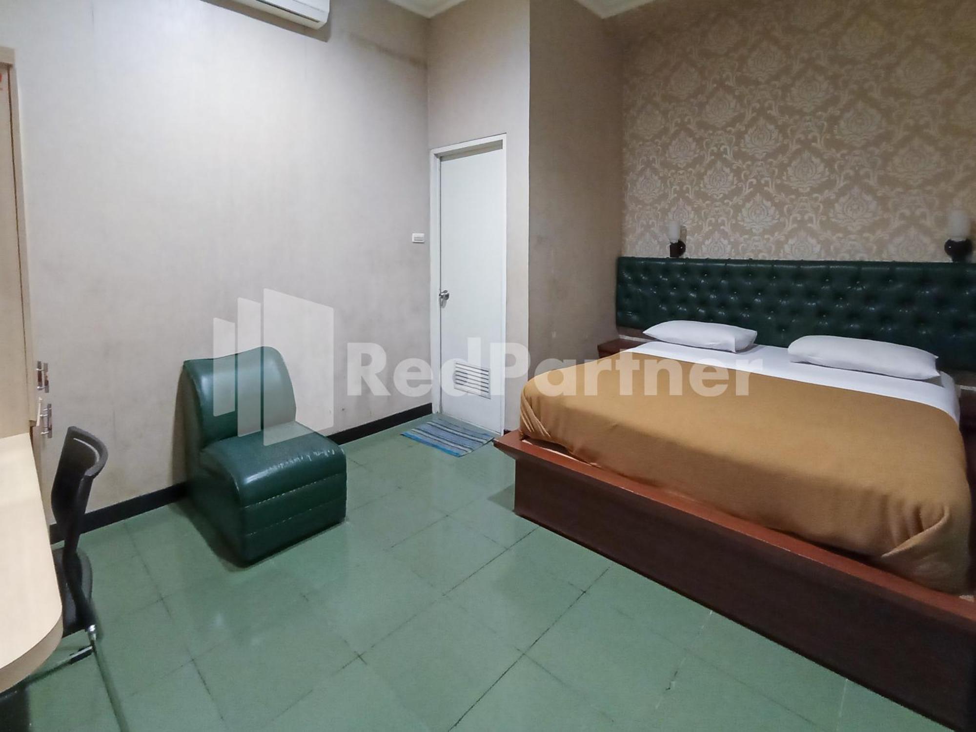 Nillo Hotel Kebumen Mitra Reddoorz ภายนอก รูปภาพ