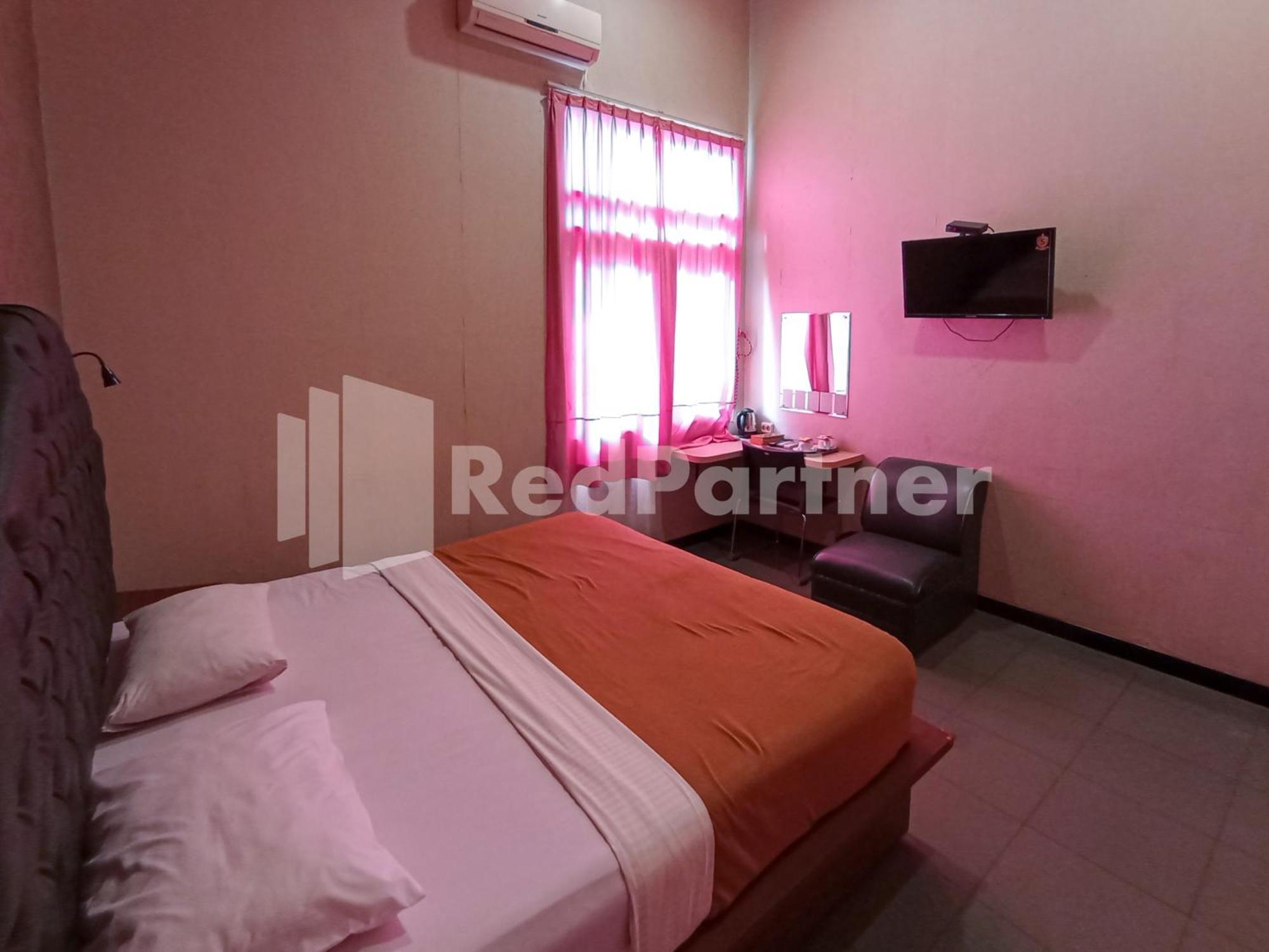 Nillo Hotel Kebumen Mitra Reddoorz ภายนอก รูปภาพ