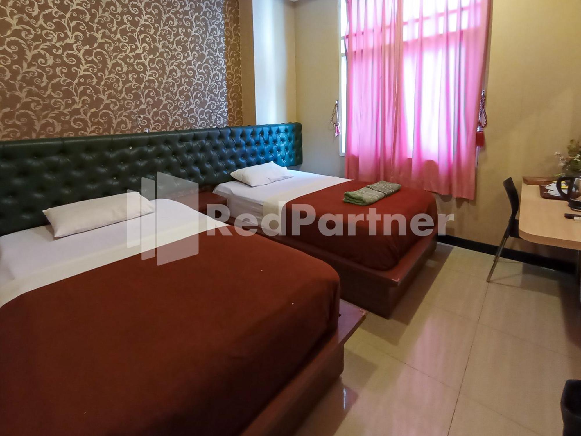 Nillo Hotel Kebumen Mitra Reddoorz ภายนอก รูปภาพ
