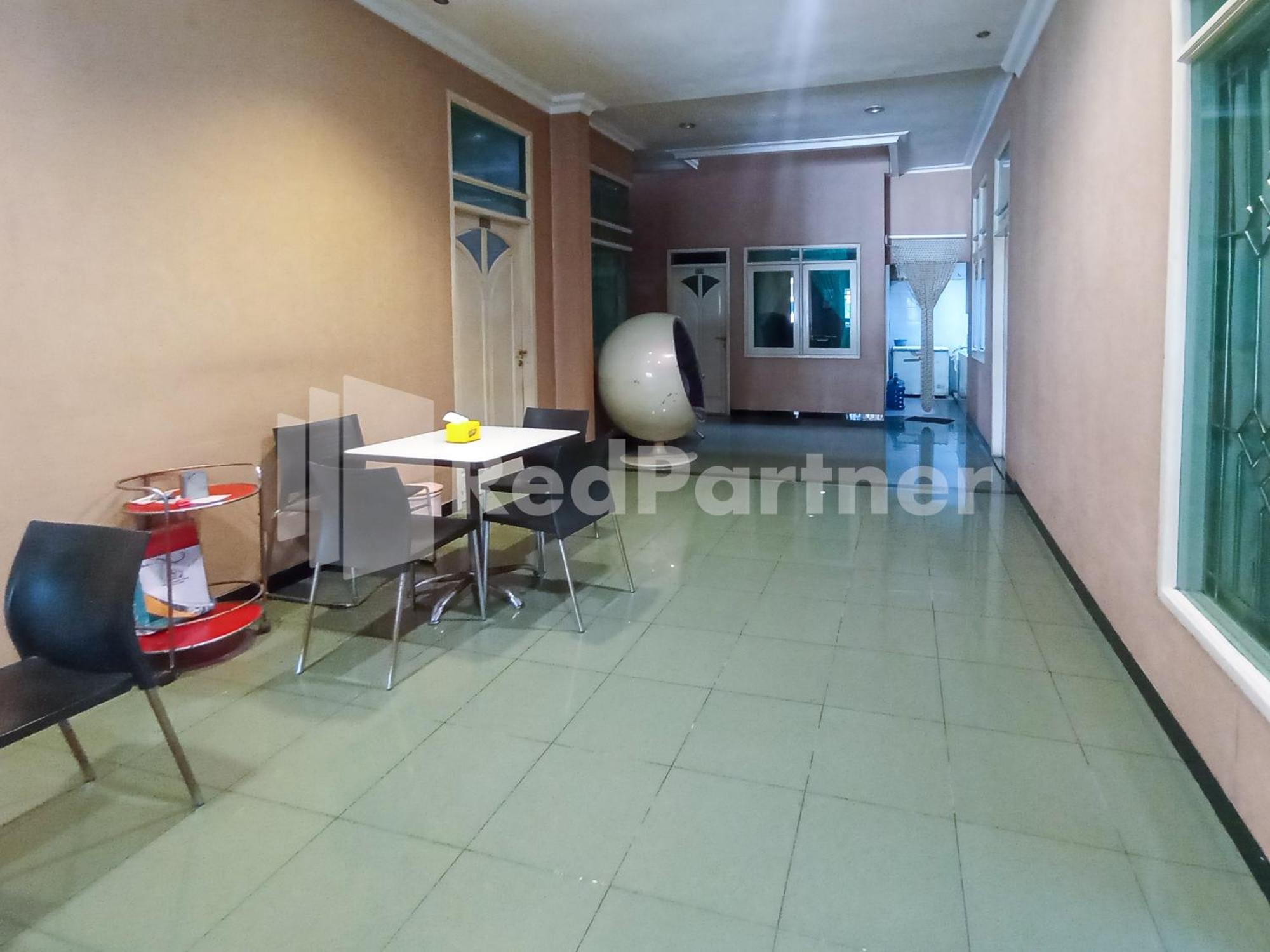 Nillo Hotel Kebumen Mitra Reddoorz ภายนอก รูปภาพ